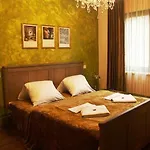 Hotel Forrest